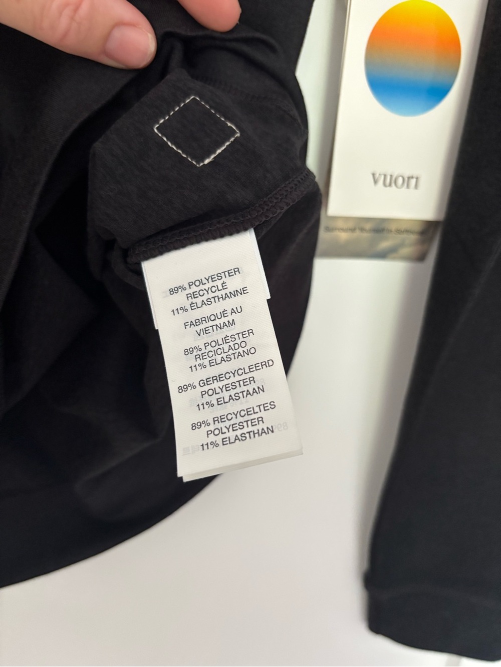 Vuori Black Halo Essential Half‑Zip - Picture 7 of 10